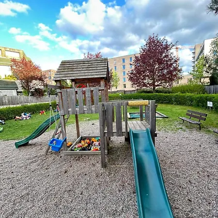 Light & Wood Design - 89 M2 In Apartamento Praga