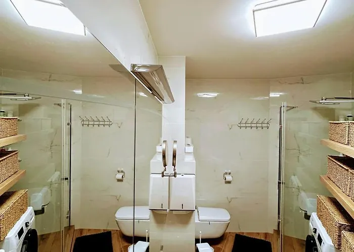 شقة Light & Wood Design - 89 M2 In *