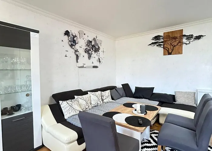 Light & Wood Design - 89 M2 In شقة *