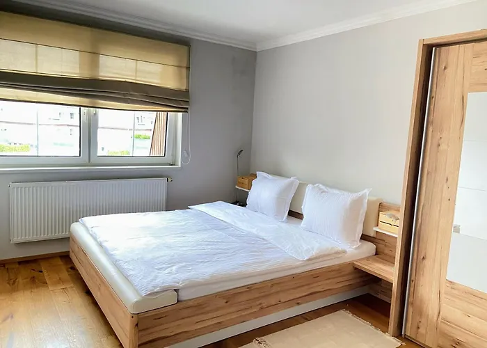Light & Wood Design - 89 M2 In *