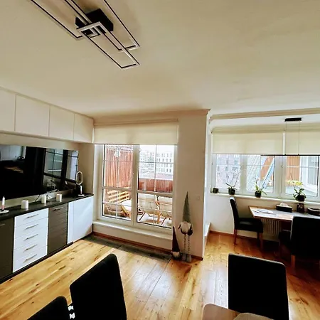 Light & Wood Design - 89 M2 In Apartment *