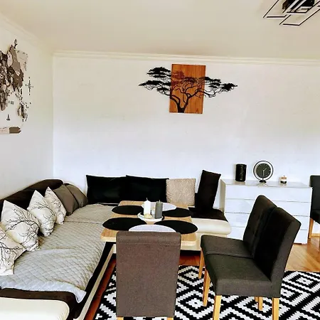 Apartment Light & Wood Design - 89 M2 In Prague