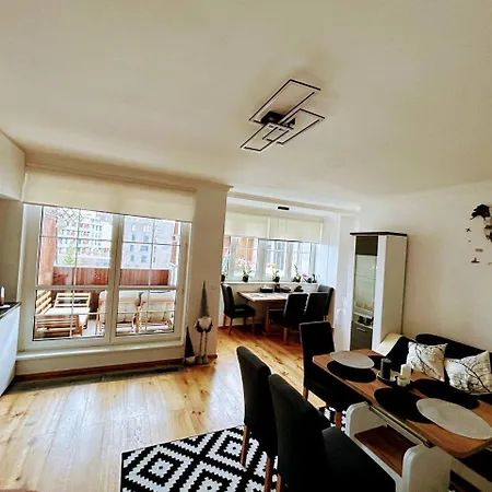 Light & Wood Design - 89 M2 In Apartment *