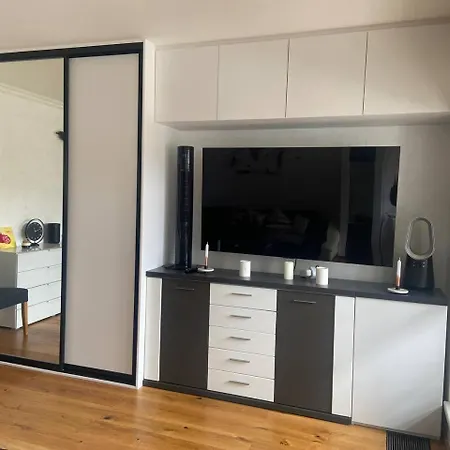 Light & Wood Design - 89 M2 In Apartment