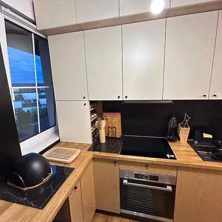 Light & Wood Design - 89 M2 In Prague
