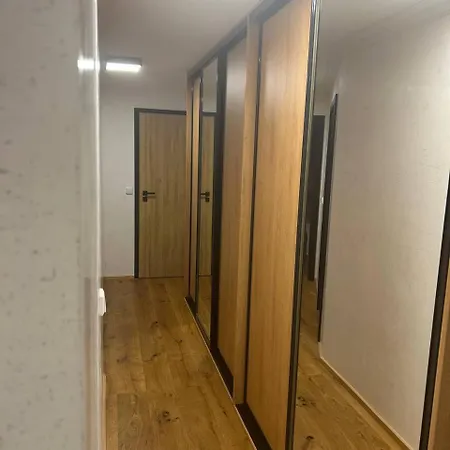 Light & Wood Design - 89 M2 In Apartment Prague