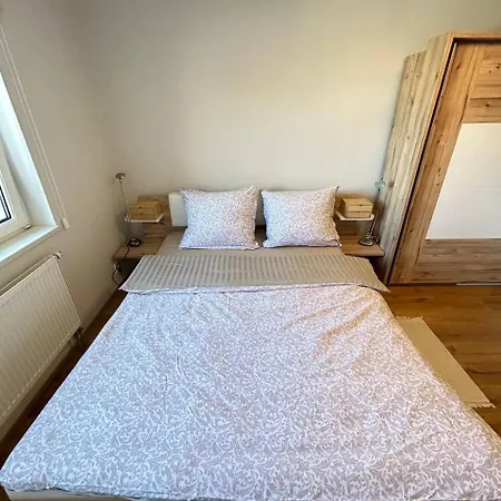 Light & Wood Design - 89 M2 In Apartment